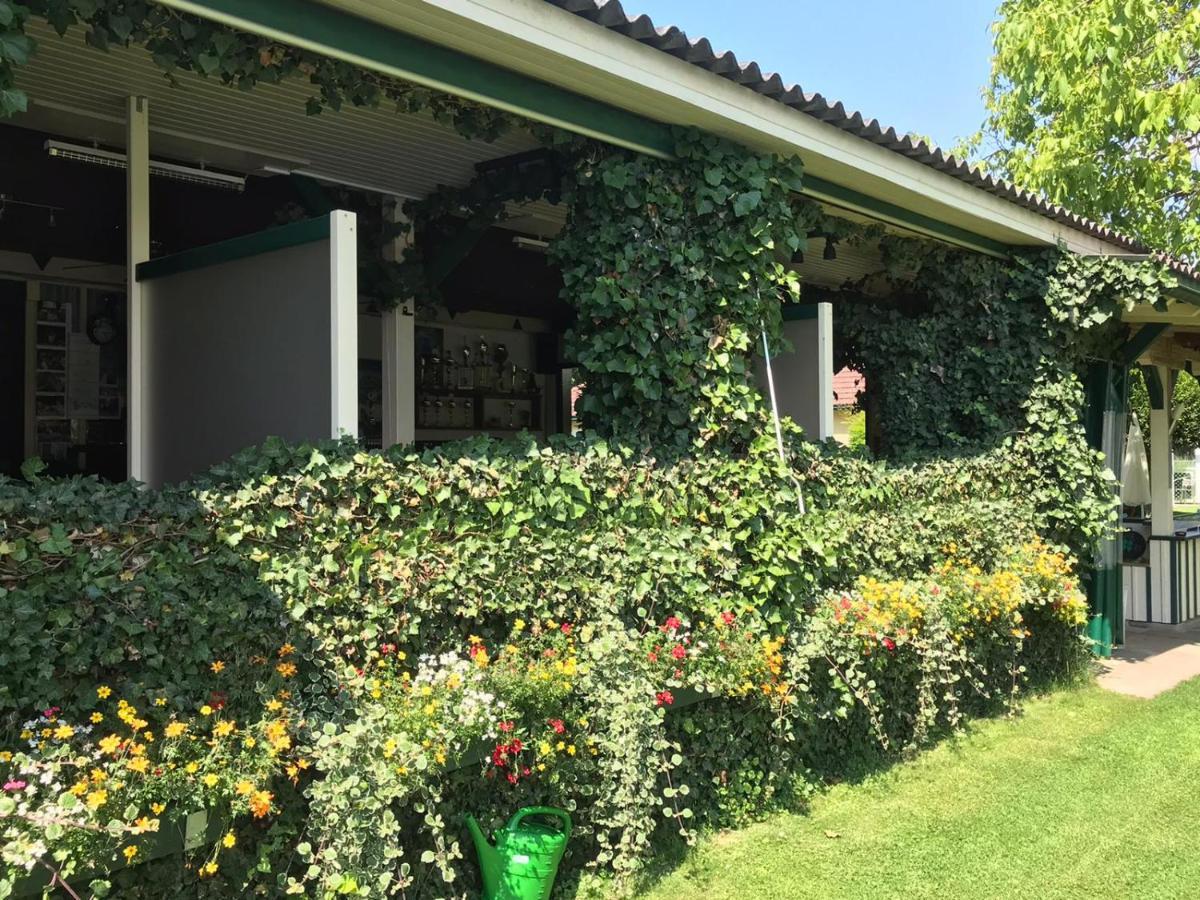 Ferienanlage Seehof Krumpendorf Esterno foto