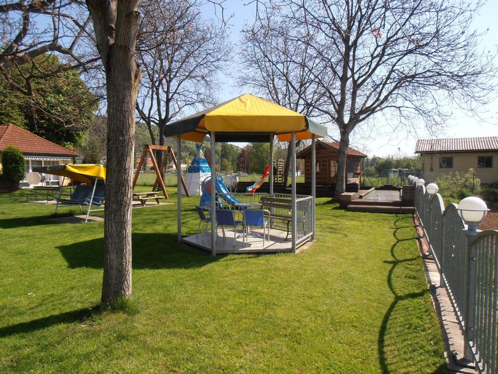 Ferienanlage Seehof Krumpendorf Esterno foto