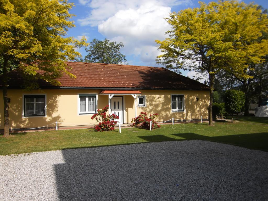 Ferienanlage Seehof Krumpendorf Esterno foto