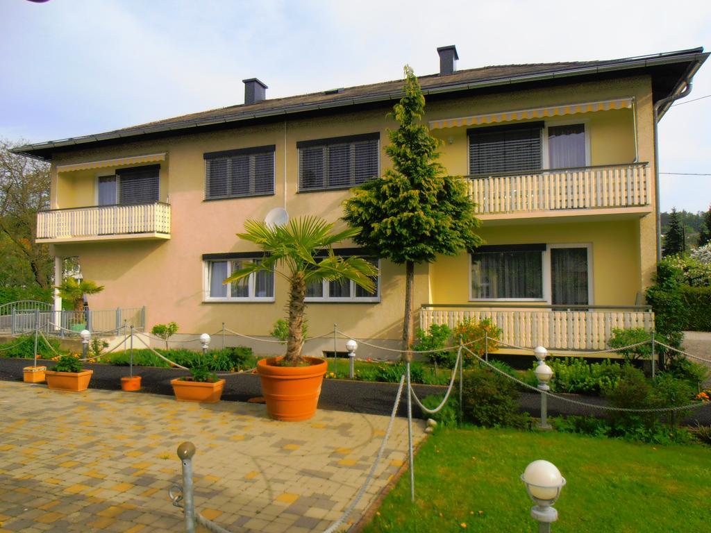 Ferienanlage Seehof Krumpendorf Esterno foto